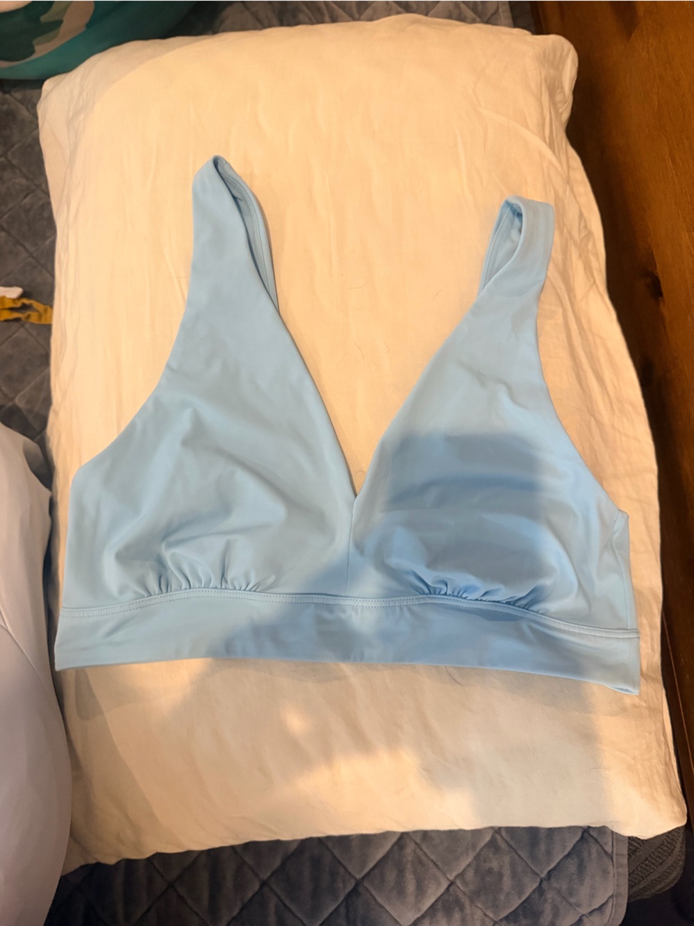 Women’s bathing suit top size large